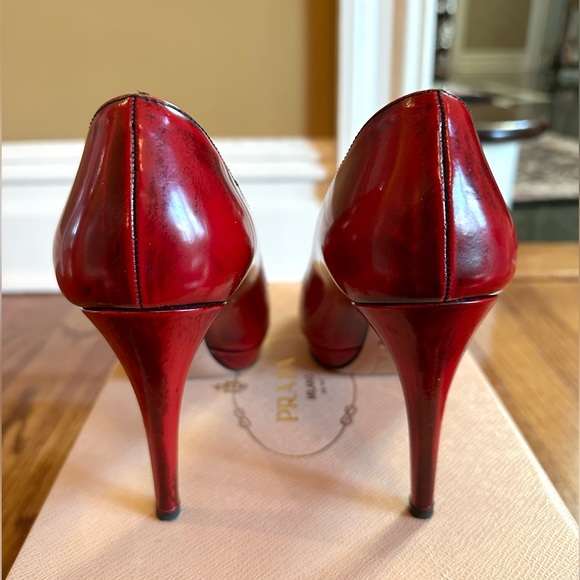 Prada Red Patent Leather Platform Pumps - Picture 2 of 11